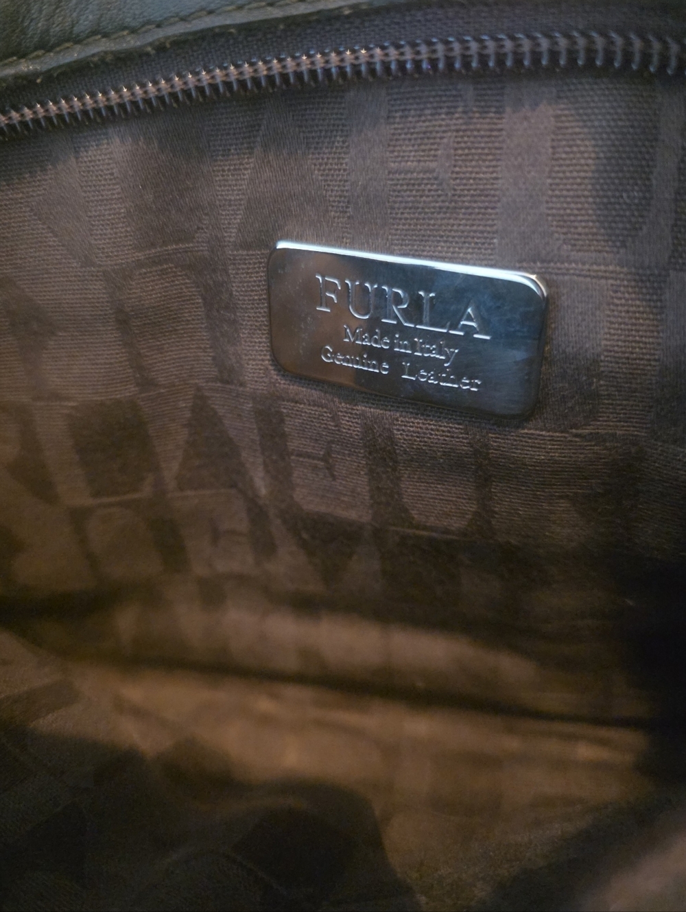 Vintage Furla Bow Crossbody Bag - Picture 3 of 6